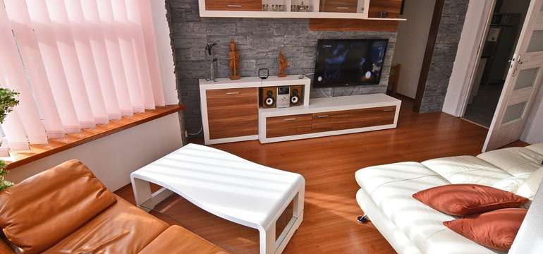 Ubytovanie v zadnom rodinnom apartmáne (4+1)