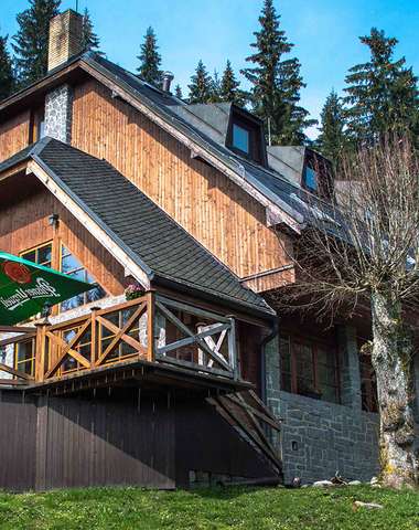 Užijete si zde luxusní ubytování, výlety do přírody i lenošení ve wellness.