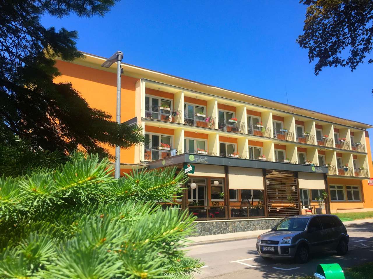 Wellness pobyty v Turčianskych Tepliciach v hoteli Rezident*** s procedúrami a vstupom do SPA & AQUAPARK