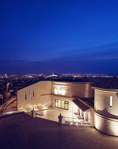 Boutique Hotel Zlatý Kľúčik**** sa nachádza na Zobore v prekrásnom prostredí
