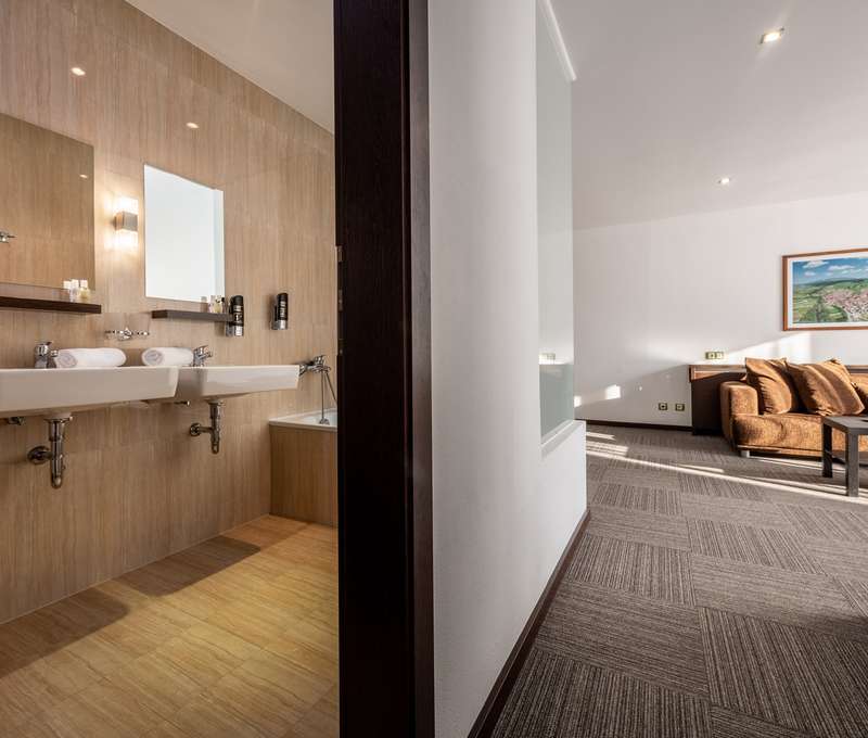 Apartmány Deluxe (2 + 2 osoby) v hoteli Altis**** vám poskytnú veľkorysý priestor
