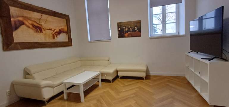 DVOJÚROVŇOVÝ APARTMÁN (55 m²)