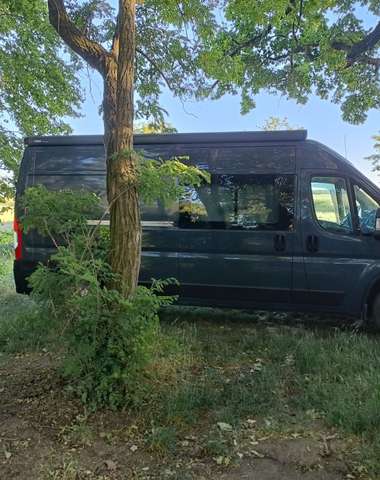 Či už plánujete víkend v lese alebo roadtrip po Európe, domov na kolesách máte stále so sebou
