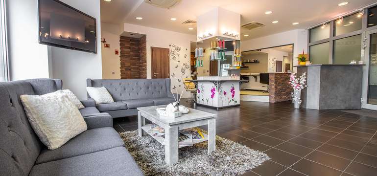 Salón Moriri, Košická 58 821 08 Bratislava 