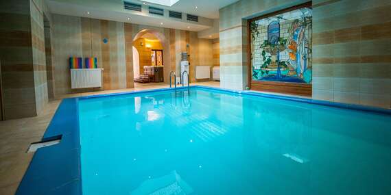 Relaxačný pobyt s masážou, neobmedzeným kúpaním, saunovaním a polpenziou v hoteli MOST SLÁVY***/Trenčianske Teplice