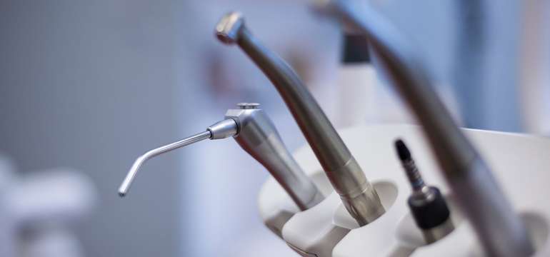 Dentálna hygiena alebo bielenie zubov