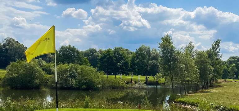 Nádherné 18-jamkové ihrisko Tri Duby Golf Resort