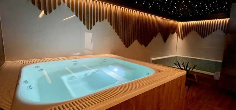 WELLNESS & SPA LESANIA 