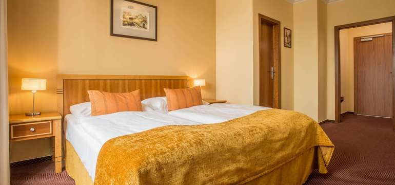 Nadštandardná izba Deluxe vo Wellness Hoteli Step**** v Prahe je možná za príplatok