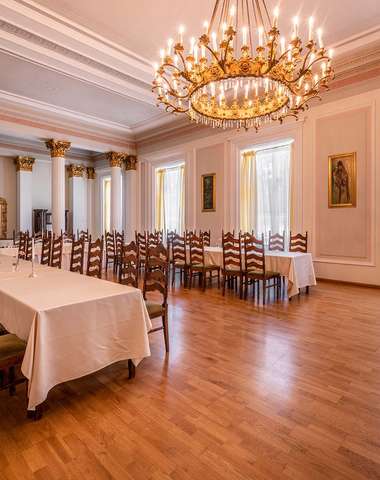 Historický interiér Kaštieľa Palárikovo