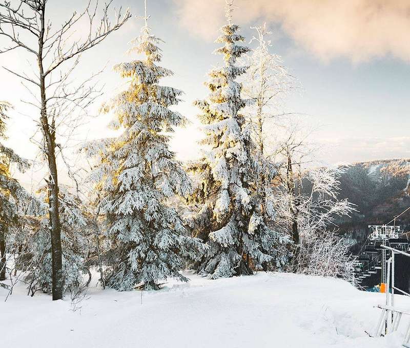 Fantasticky upravený kilometrový svah s nevídanou šírkou 80 až 120 m