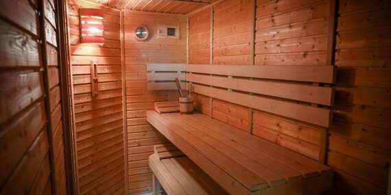 Dovolená na Vysočině v nově zrekonstruovaném hotelu Opera poblíž barokního zámku s polopenzí a bowlingem i přes léto/Vysočina - Jaroměřice nad Rokytnou