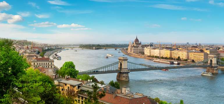 K najvýznamejším pamiatkam Budapešti sa zo City Hotela Unio*** ľahko dostanete