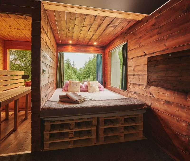 Letadlo v lese - netradičné ubytovanie + neobmedzená sauna a vírivka