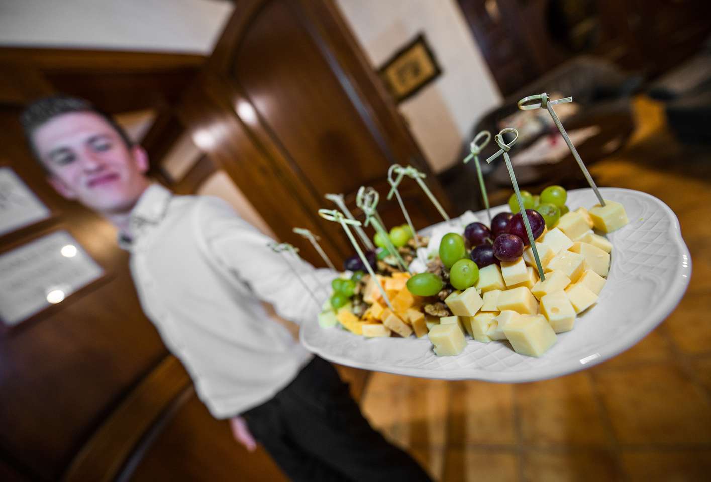 Penzión St. Peter Vini v malebných vinohradoch s ochutnávkou vín, ktoré rozprávajú príbeh miestnych viníc