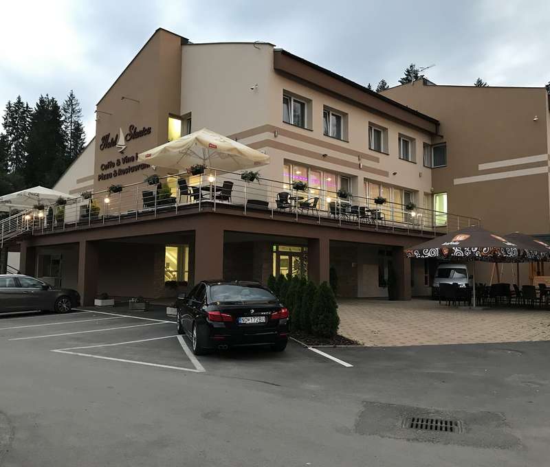 Hotel Slanica přímo na břehu Oravské přehrady