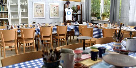 Tvorivé dielne v Slovenskej ľudovej majolike - namaľujte si vlastnú vázu, kvetináči či raňajkový set/Modra