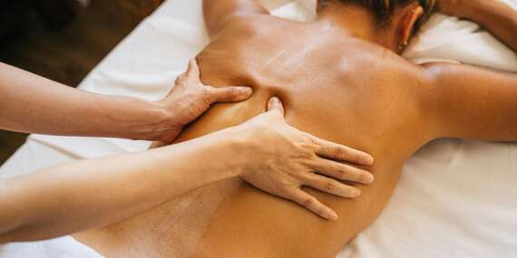 Chiro medical - klasická alebo relaxačná masáž, chiropraxia a lokálna masáž/Prešov