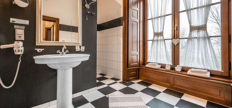 Svadobný apartmán v tkaštieli Château Appony****