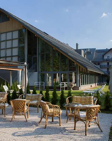 4-hviezdičkový hotel Jezero v Slovinsku s raňajkami a bazénom