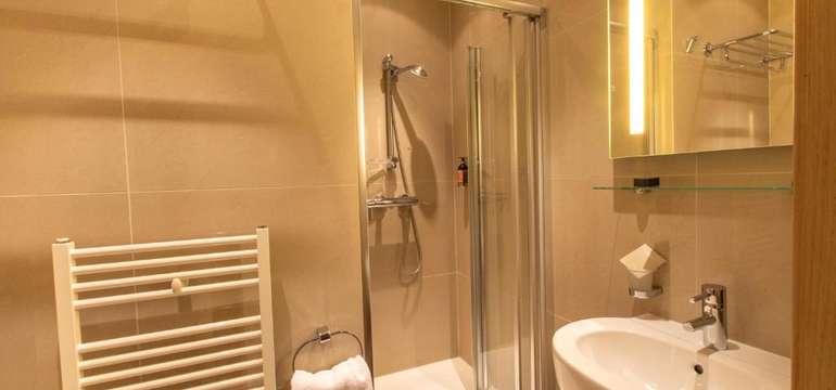 Hotel Villa Nečas****, ubytovanie v štandardnej jednolôžkovej izbe