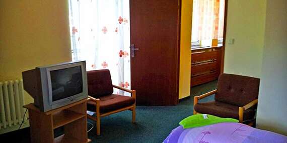 Cenovo nenáročná dovolenka v Kremnici s raňajkami a dieťaťom do 3,99 rokov zdarma/Kremnica