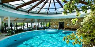 Výhodné ubytovanie v Dudinciach so stravou, bazénom aj morským kúpeľom