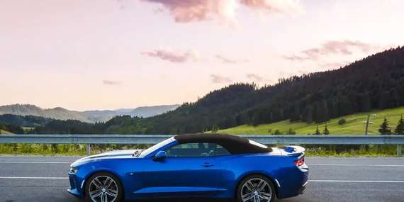 Premeňte každú cestu na udalosť: Mustang alebo Camaro k dispozícii od 1 dňa/Košice