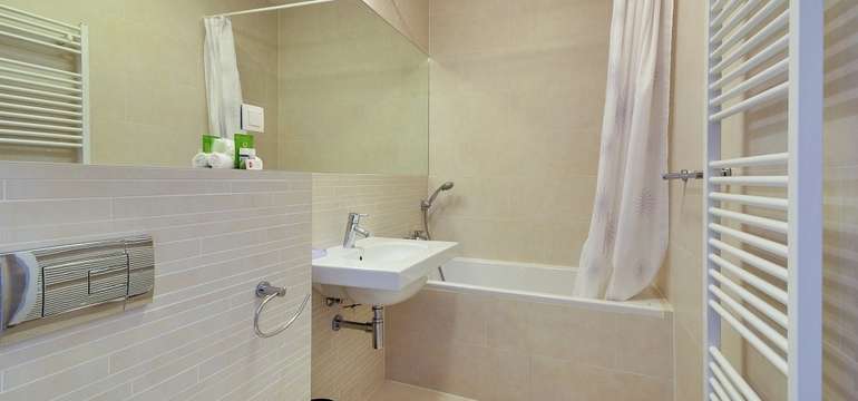 HOTEL LEV*** má na izbách sociálne zariadenie
