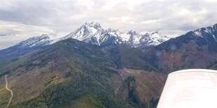 Zážitkový let ponad Tatry aj s možnosťou pilotovania športového lietadla