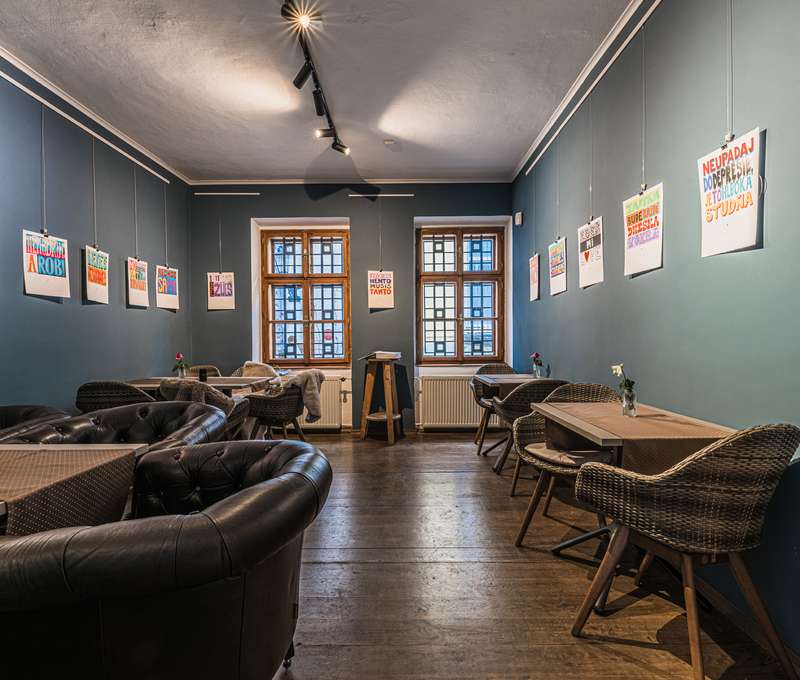 Hoblina Gallery