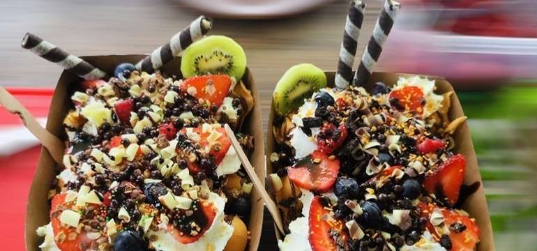 Nadýchané Bubble Waffle s prílohami podľa výberu od Mija sladké pokušenie