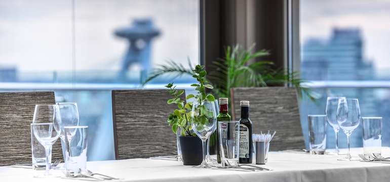 Restaurant Parlament - interiér