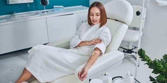 Infúzna terapia vitamínom C na rehabilitačnej Klinike ReFit/Bratislava - Ružinov