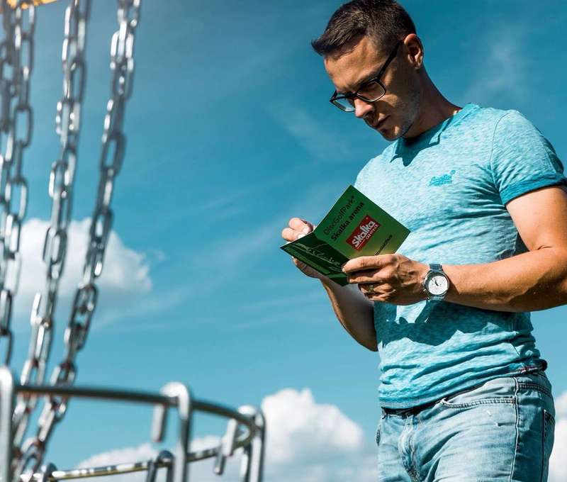 Discgolf je zábavná pohybová aktivita pre každého