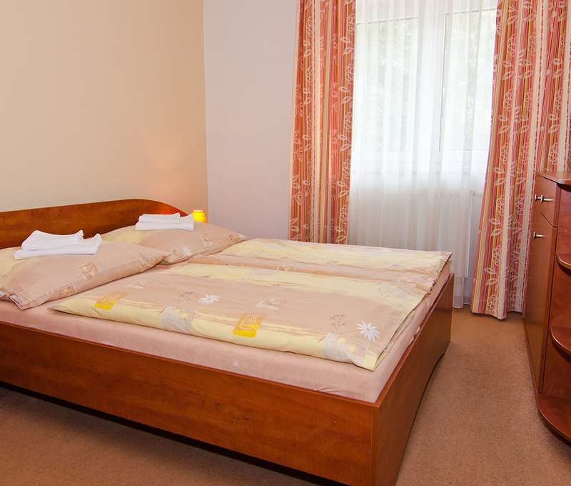Dvoulůžkový pokoj v hotelu Sipox*** ve Vysokých Tatrách