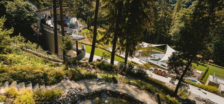 Saunový svet Zelená žaba - Fínska sauna, bylinková, parná a infrasauna