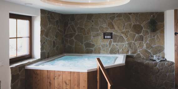 Wellness penzión Kráľov dvor s kráľovským výhľadom v lone Veľkej Fatry/Turčianske Teplice - Čremošné