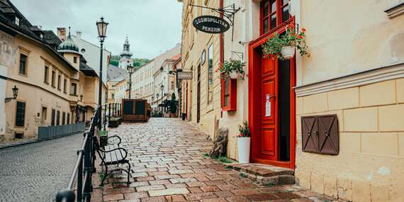 Romantický pobyt v penzióne Cosmopolitan II. priamo v historickom centre Banskej Štiavnice/Banská Štiavnica