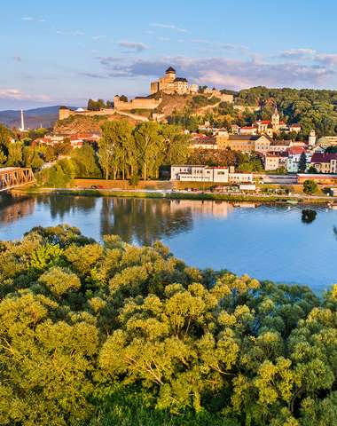 Trenčiansky hrad medzi najrozsiahlejšie hrady v Európe - navšetívte ho počas pobytu