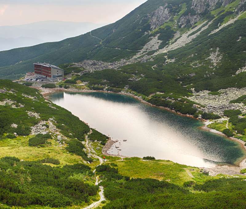 Velická dolina, v ktorej sa nachádza Velické pleso aj so Sliezskym domom