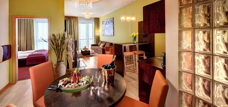 Hotel Crocus****