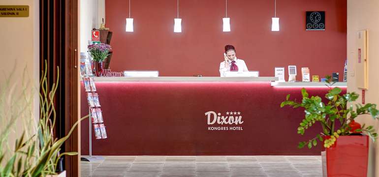 Hotel DIXON**** 