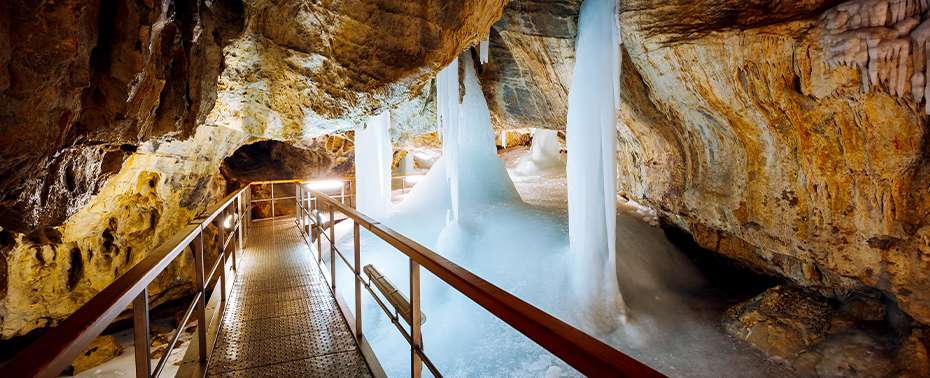 demanovska ladova jaskyna