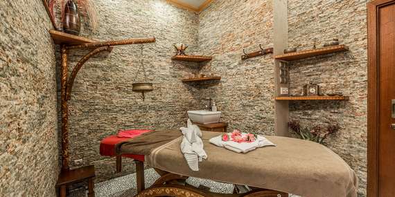 Relaxačné procedury v indických ájurvédskych kúpeľoch RASAJÁNA v GOLDEN ROYAL Boutique & SPA****/Košice - Staré Mesto