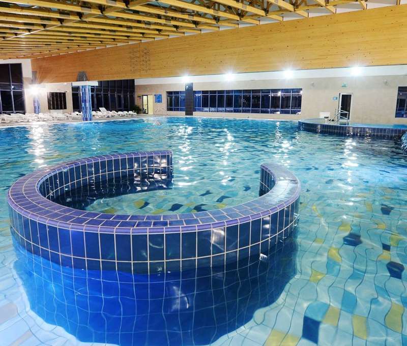 Celodenné kúpanie v termálnej minerálnej vode v Holidayparku Kováčová 