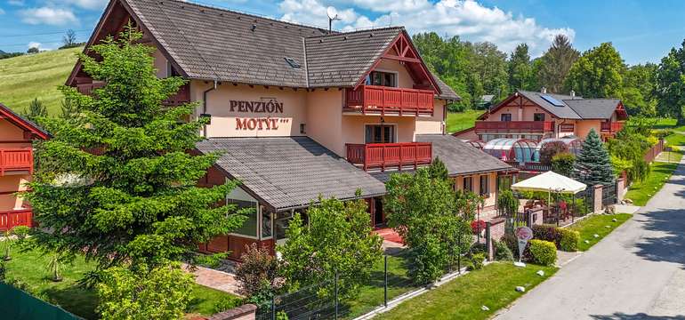 Pobyt v oblíbeném penzionu Motýľ*** u Bešeňové s polopenzí, wellness a spoustou aktivit