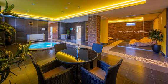 Pobyt v hoteli Alexander **** v Bardejovských kúpeľoch s plnou penziou, neobmedzeným wellness a kúpeľnými procedúrami/Bardejovské Kúpele