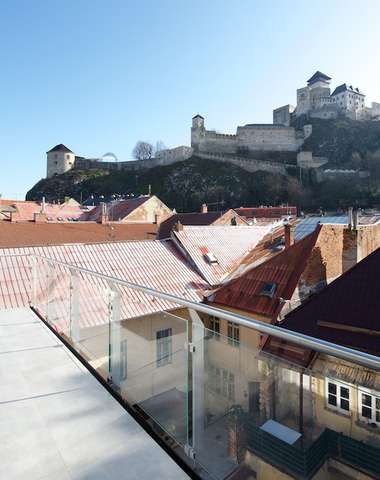 Požiadavky najnáročnejších klientov spĺňajú 3 luxusné DeLuxe izby o rozlohe 30m2