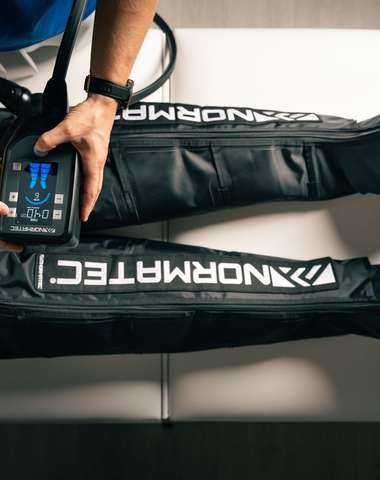 Lymfodrenáž pomocou špičkového systému NormaTec PULSE 2.0